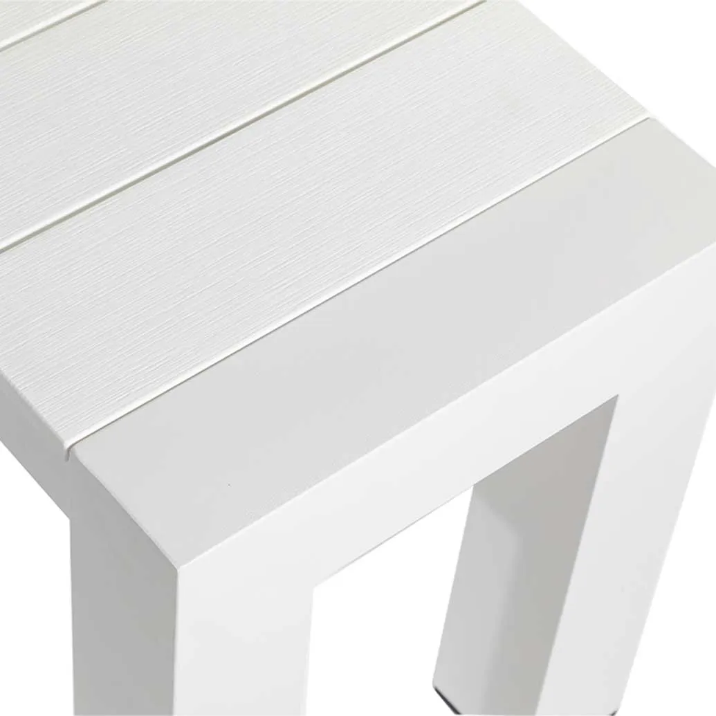 CORSBEN-WH_Closeup_Chairforce