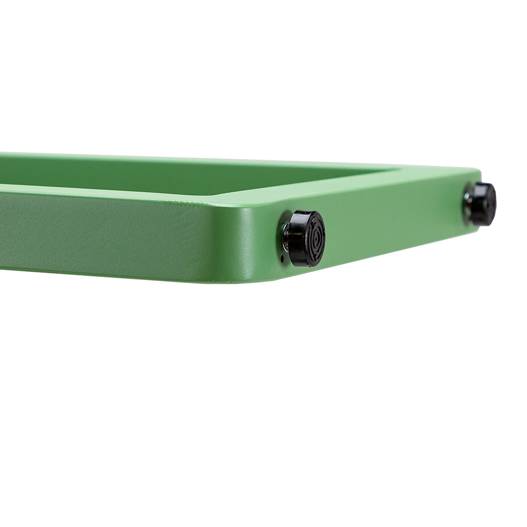 LunaBench-green-foot