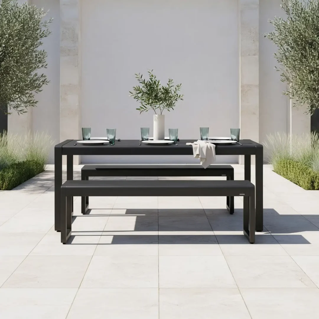 1600x1600 homepage Table image