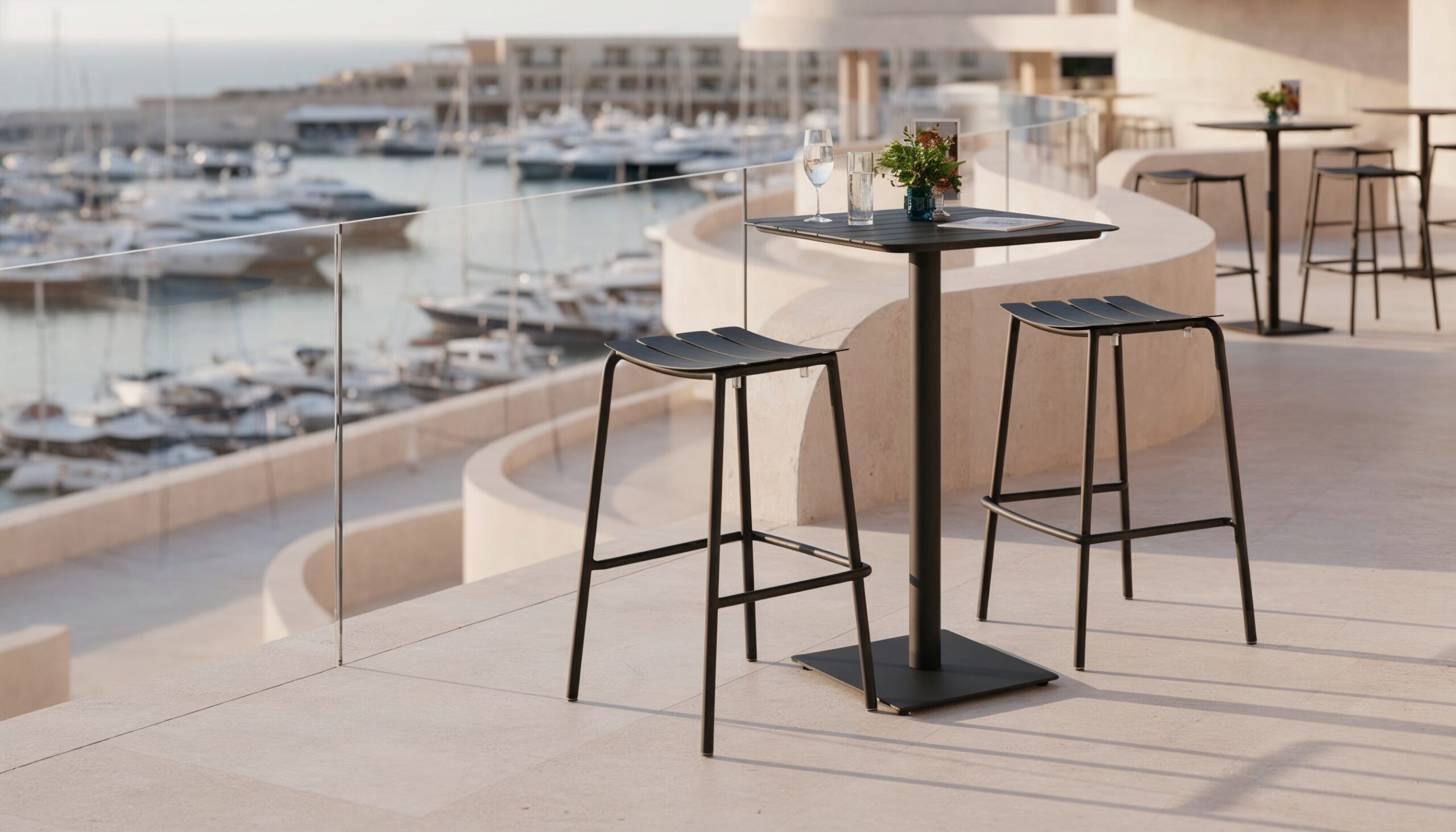 Advantages of Aluminium and Aluminium Outdoor Furniture